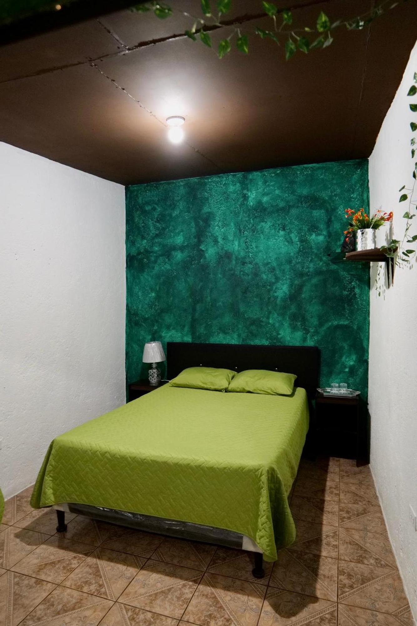 Wonderland Hostel Antigua Dış mekan fotoğraf