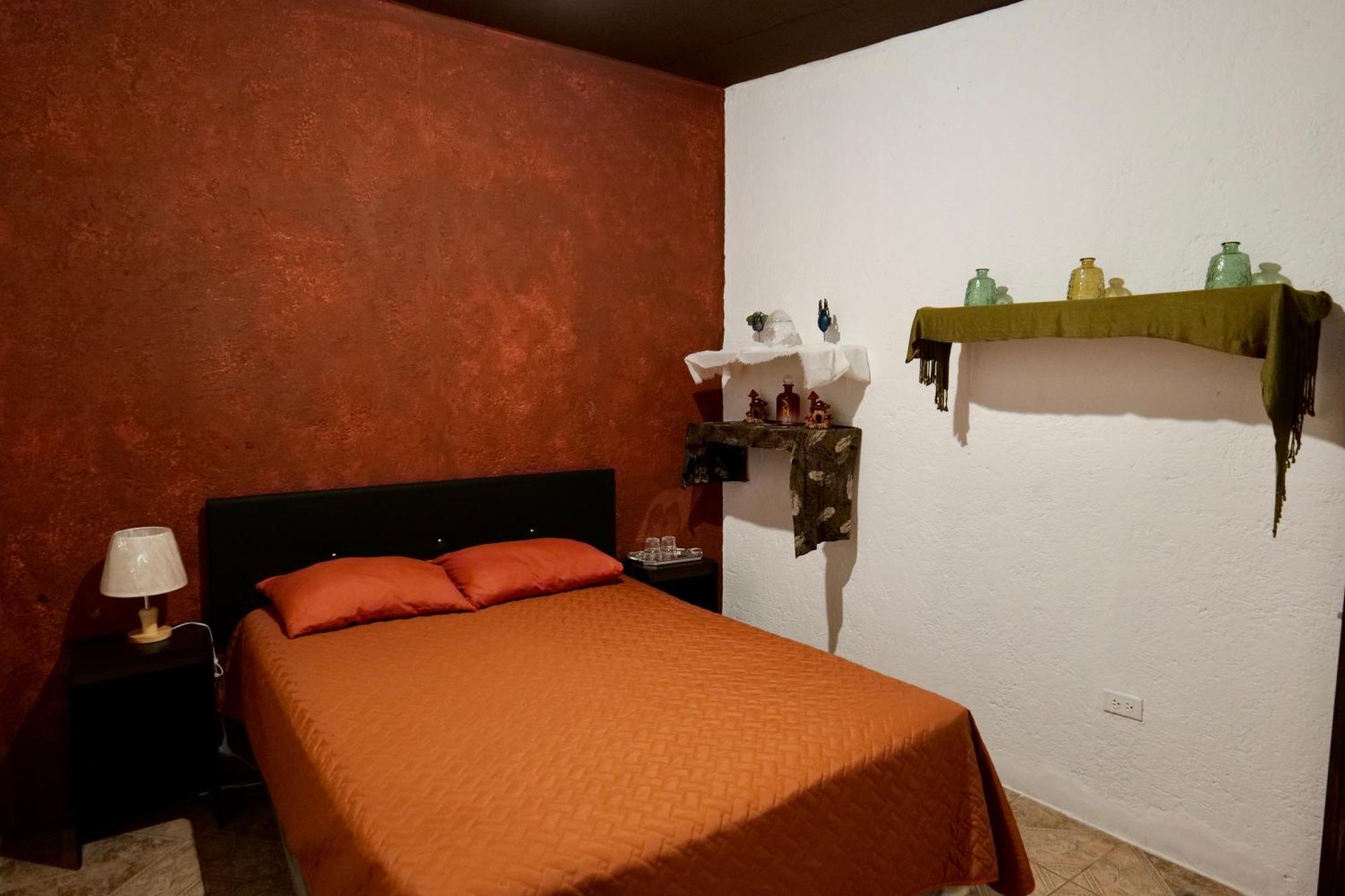 Wonderland Hostel Antigua Dış mekan fotoğraf